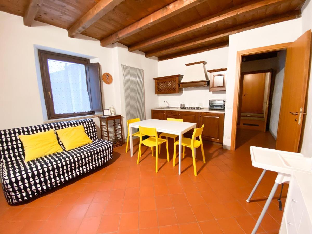 Casa Vacanze Di Arlecchino ซานโจวานนิบิอันโก ภายนอก รูปภาพ